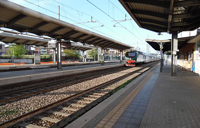 treni_9.jpg (65 KB)