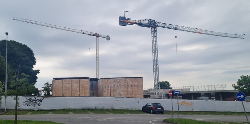 casatescuolamedia1.jpg (111 KB)