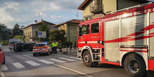 OggionoIncidenteStradaleRibaltamentopr.jpg (142 KB)