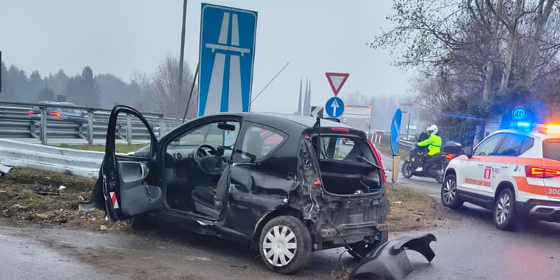 costaincidente_pr.jpg (68 KB)