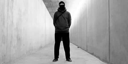 DonneAltroSguardoPRIMAOK.jpg (8 KB)