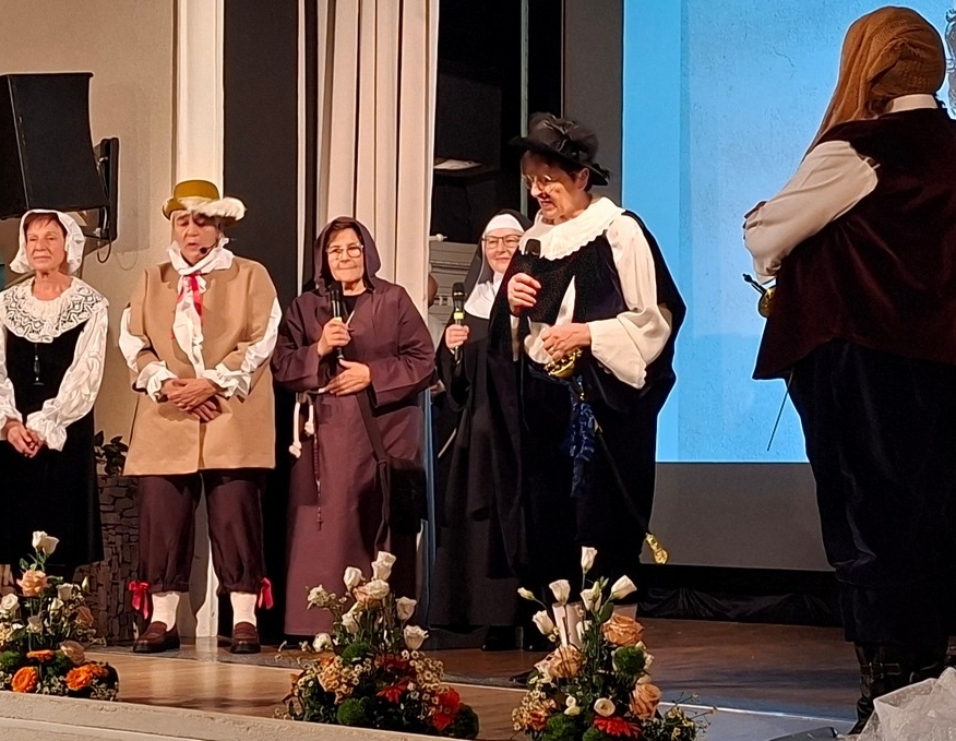Cassago_teatro_oratorio0024.jpg (402 KB)